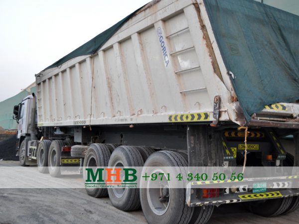 Aggregate through tipper trailers